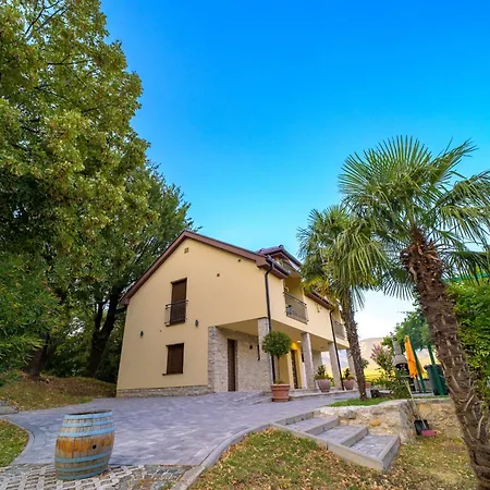 Schumann Mostar