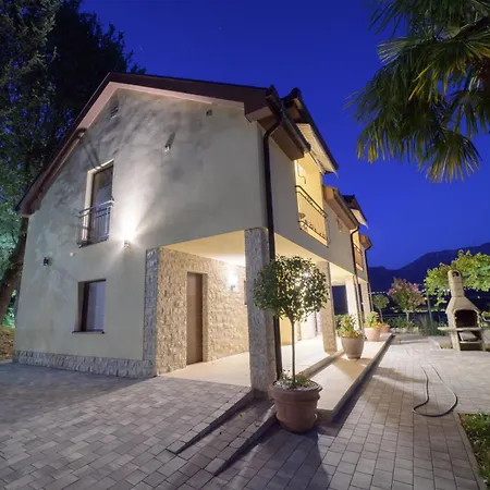Schumann Mostar